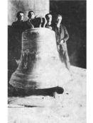 La plus grosse des cloches de retour Mai 1919